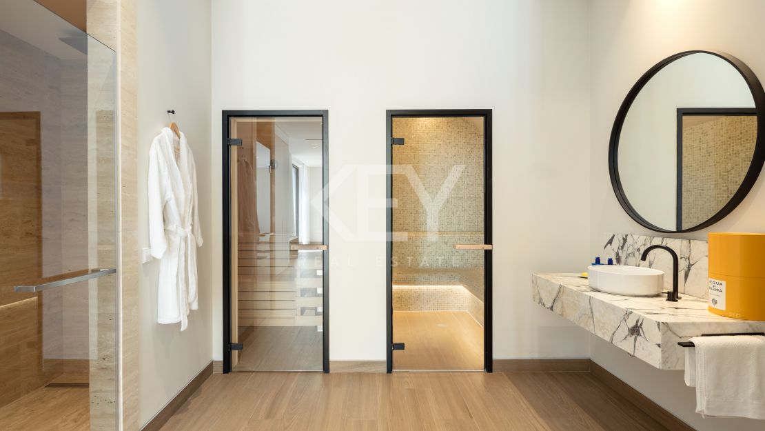 Архитектурный шедевр: вилла с СПА и видом на море в Лос Фламингос, Бенахавис