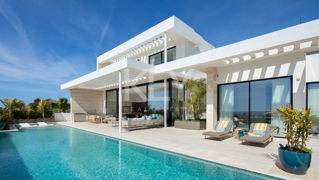 Архитектурный шедевр: вилла с СПА и видом на море в Лос Фламингос, Бенахавис