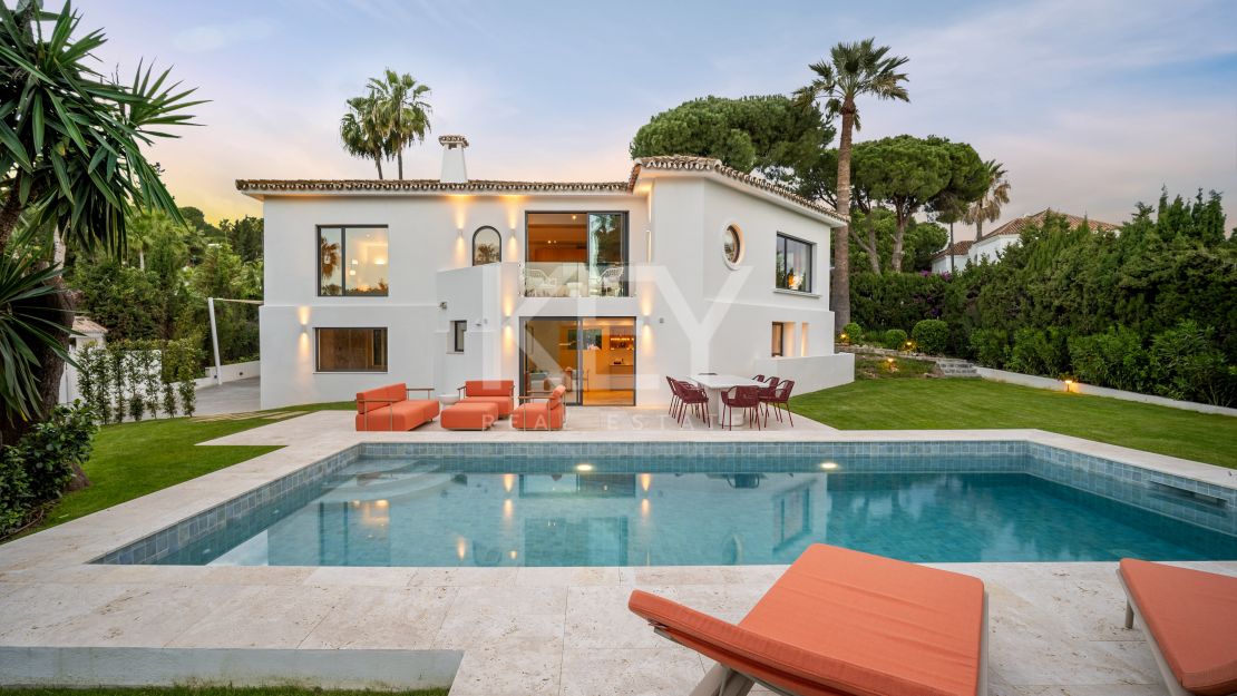 Elegant Mediterranean Villa in Nueva Andalucía, Marbella