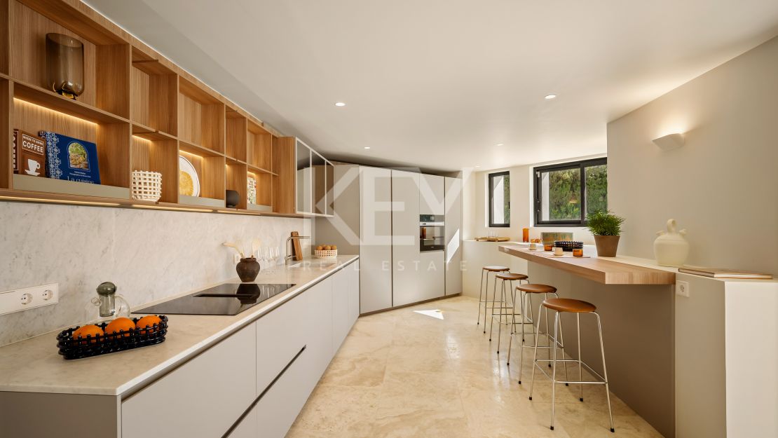 Elegant Mediterranean Villa in Nueva Andalucía, Marbella