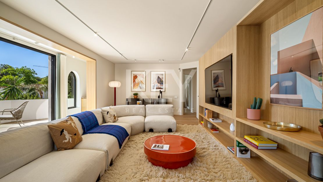 Elegant Mediterranean Villa in Nueva Andalucía, Marbella