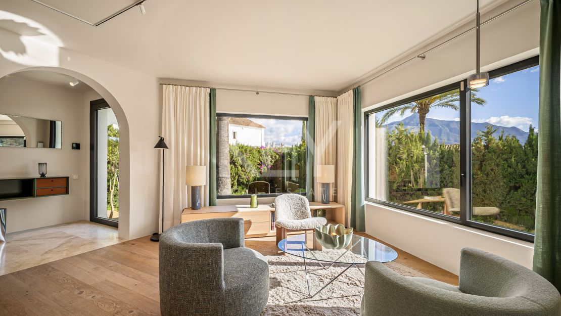 Elegant Mediterranean Villa in Nueva Andalucía, Marbella