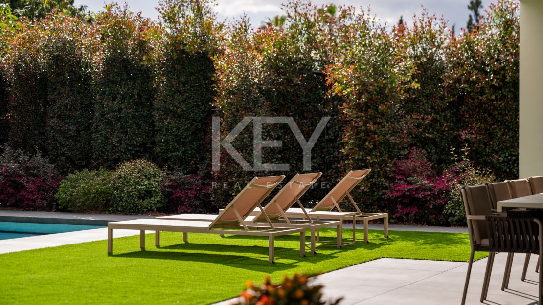 Современная вилла-шедевр у моря в Касабланке, Золотая Миля Марбельи