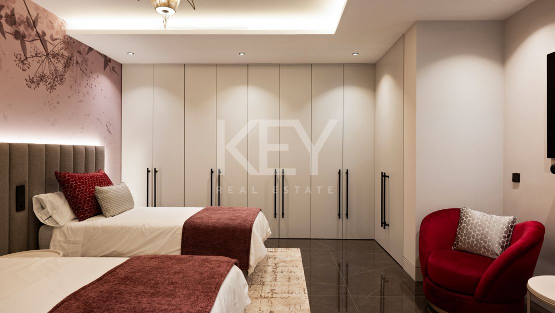 Современная вилла-шедевр у моря в Касабланке, Золотая Миля Марбельи