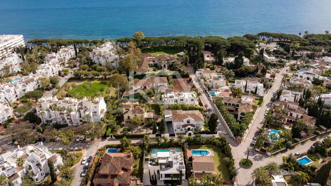 Современная вилла-шедевр у моря в Касабланке, Золотая Миля Марбельи