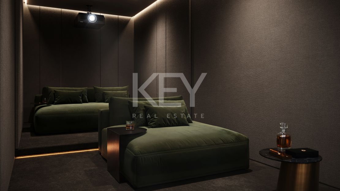 Элегантная дизайнерская вилла с видом на море и частным СПА в Нуэва Андалусия