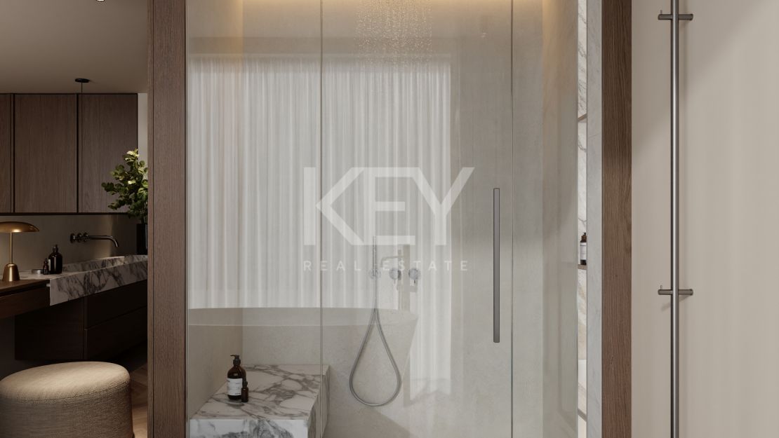 Элегантная дизайнерская вилла с видом на море и частным СПА в Нуэва Андалусия