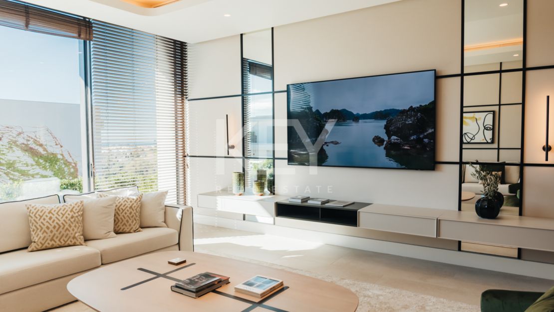 Исключительная современная вилла с панорамным видом на море в Ла Кинта, Бенахавис