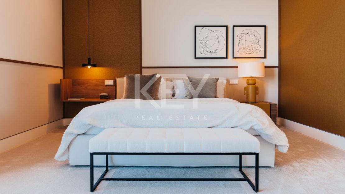 Исключительная современная вилла с панорамным видом на море в Ла Кинта, Бенахавис