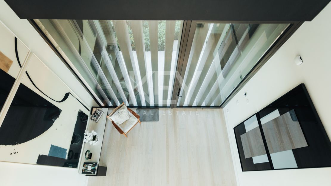 Исключительная современная вилла с панорамным видом на море в Ла Кинта, Бенахавис