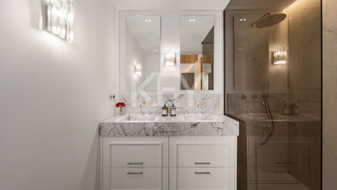 Frontline beach Apartment with Mediterranean charm on Coral Beach, Marbella Golden Mile