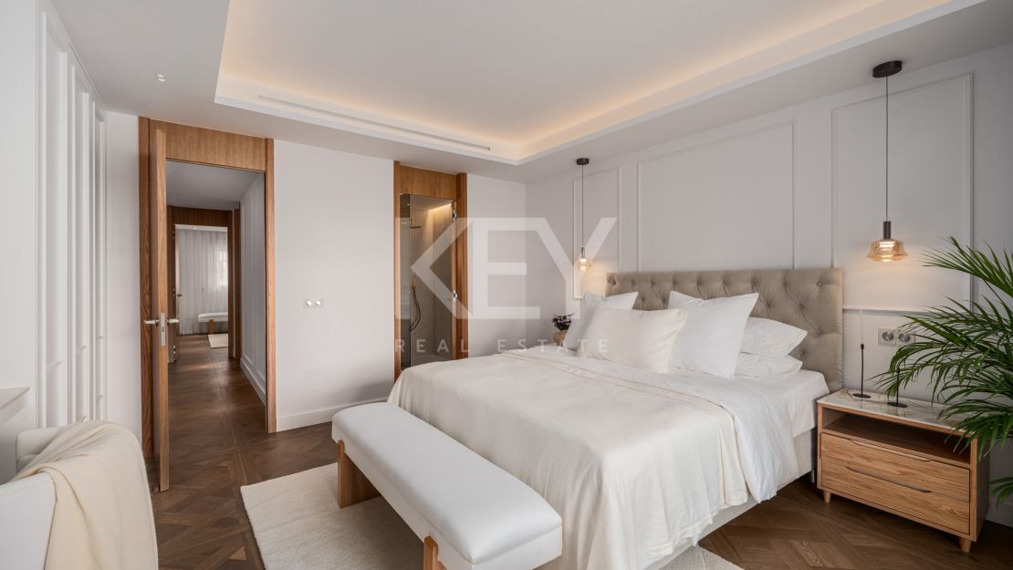 Frontline beach Apartment with Mediterranean charm on Coral Beach, Marbella Golden Mile