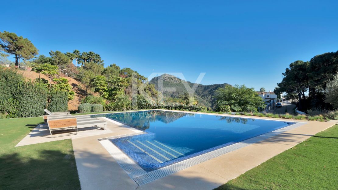 Новая роскошная вилла – уединение и панорамные виды в Монте Майор, Бенахавис