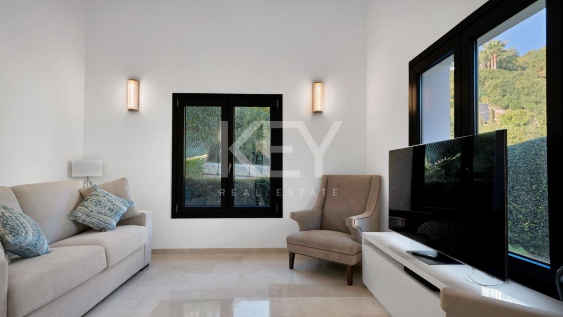 Новая роскошная вилла – уединение и панорамные виды в Монте Майор, Бенахавис