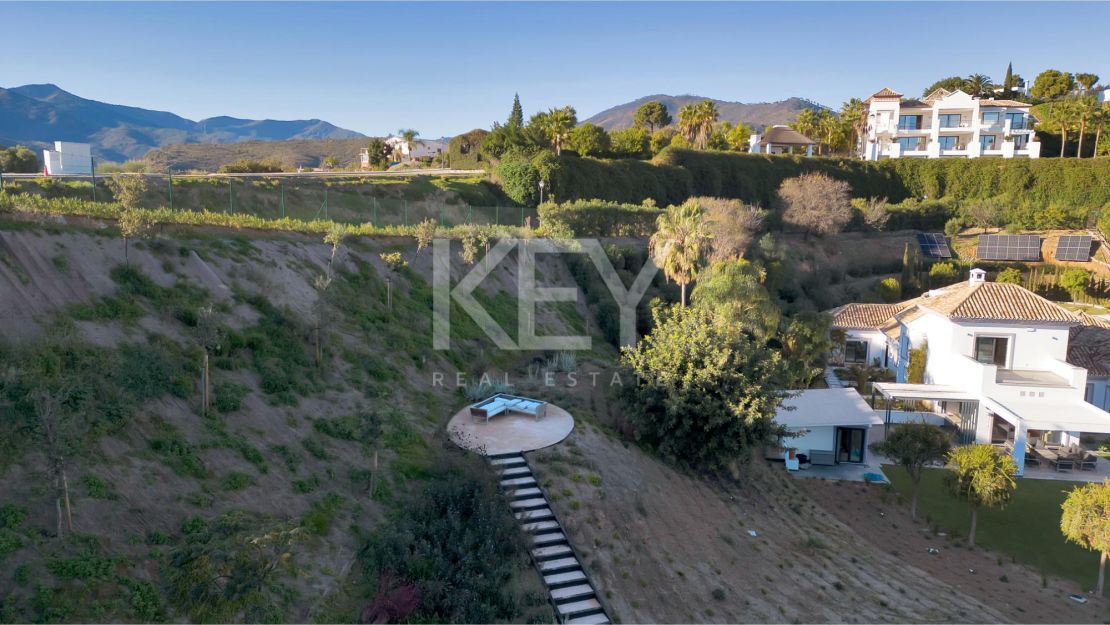 Новая роскошная вилла – уединение и панорамные виды в Монте Майор, Бенахавис
