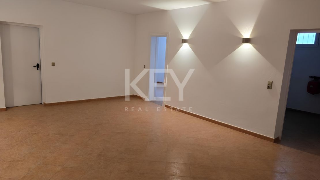 Villa excepcional con vistas panorámicas en Río Real, Marbella