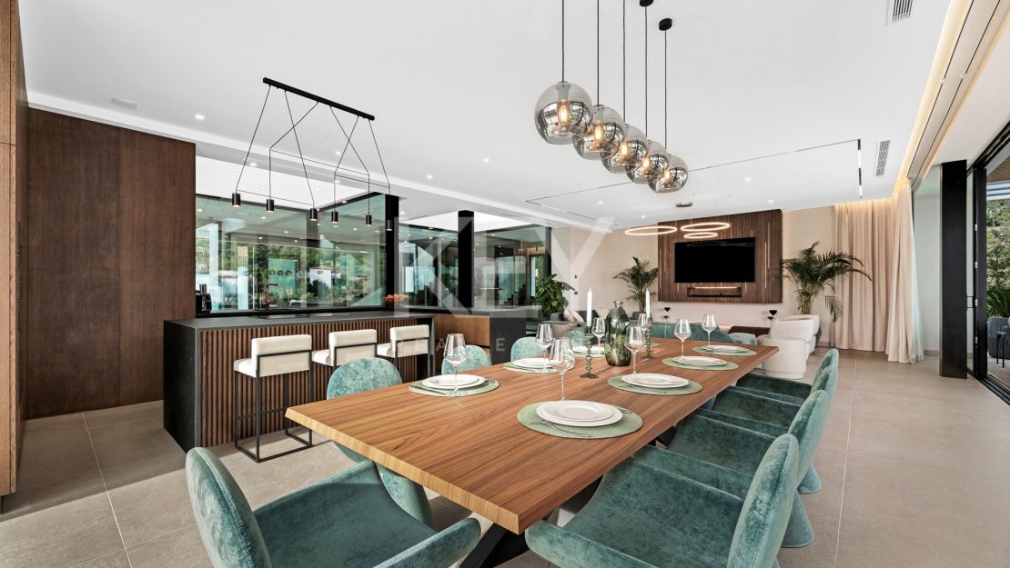 Sophisticated contemporary villa with panoramic views in El Madroñal, Benahavís