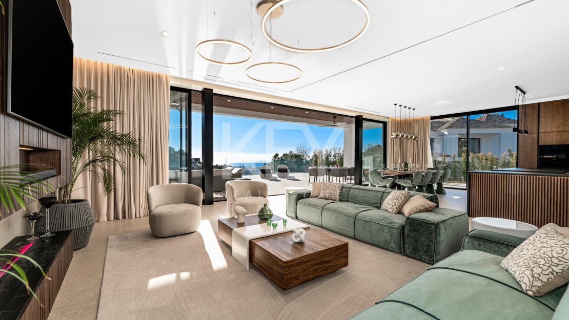 Sophisticated contemporary villa with panoramic views in El Madroñal, Benahavís