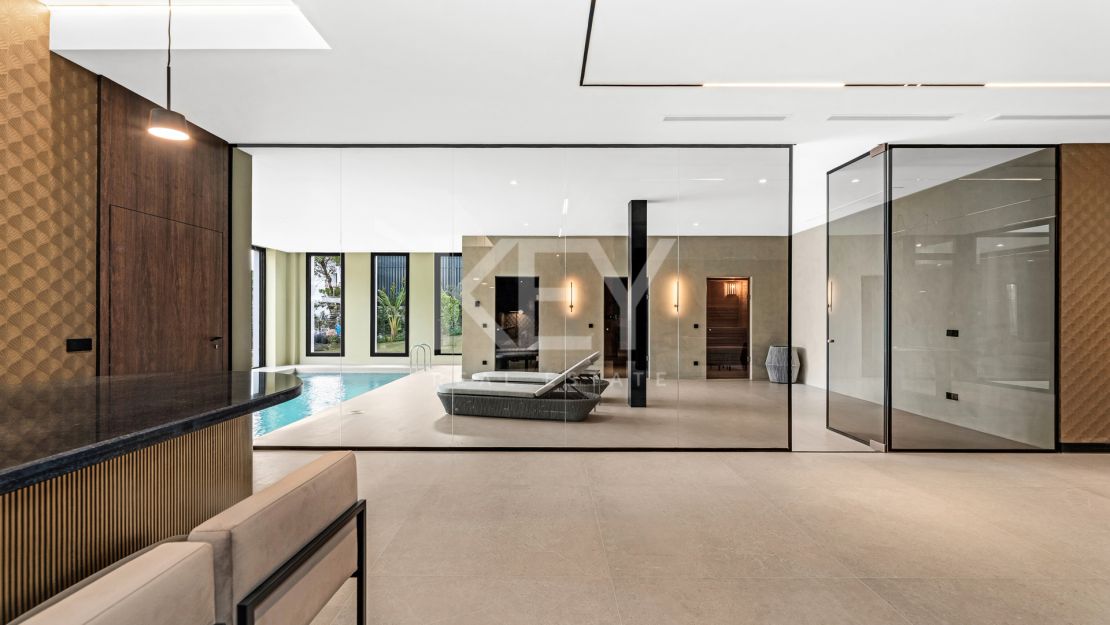 Ultra-modern villa with panoramic views in El Madroñal, Benahavís