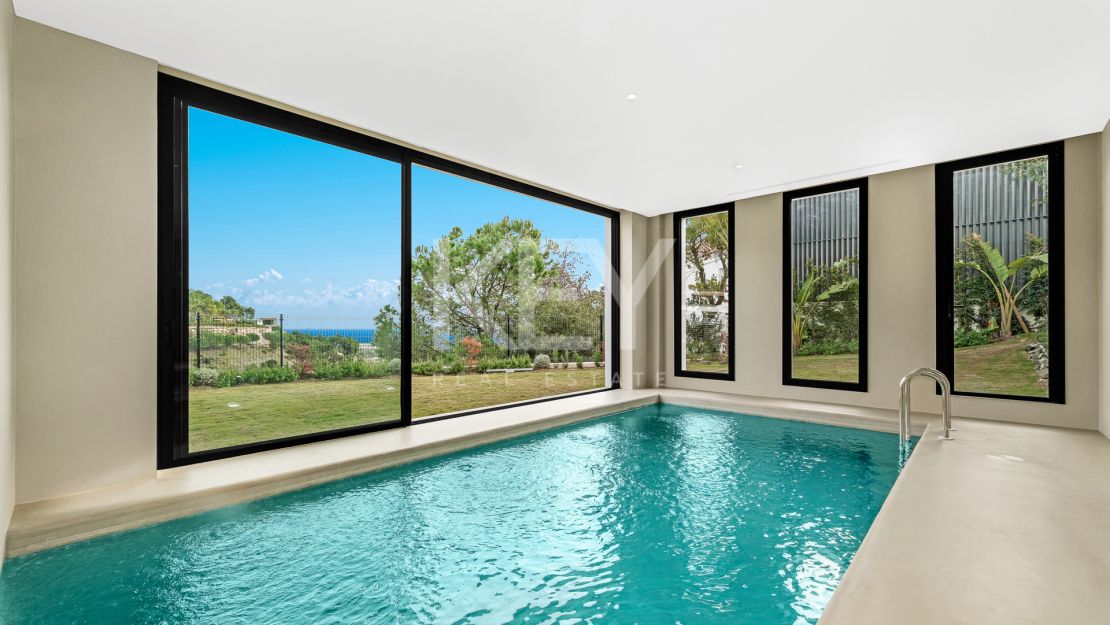Ultra-modern villa with panoramic views in El Madroñal, Benahavís