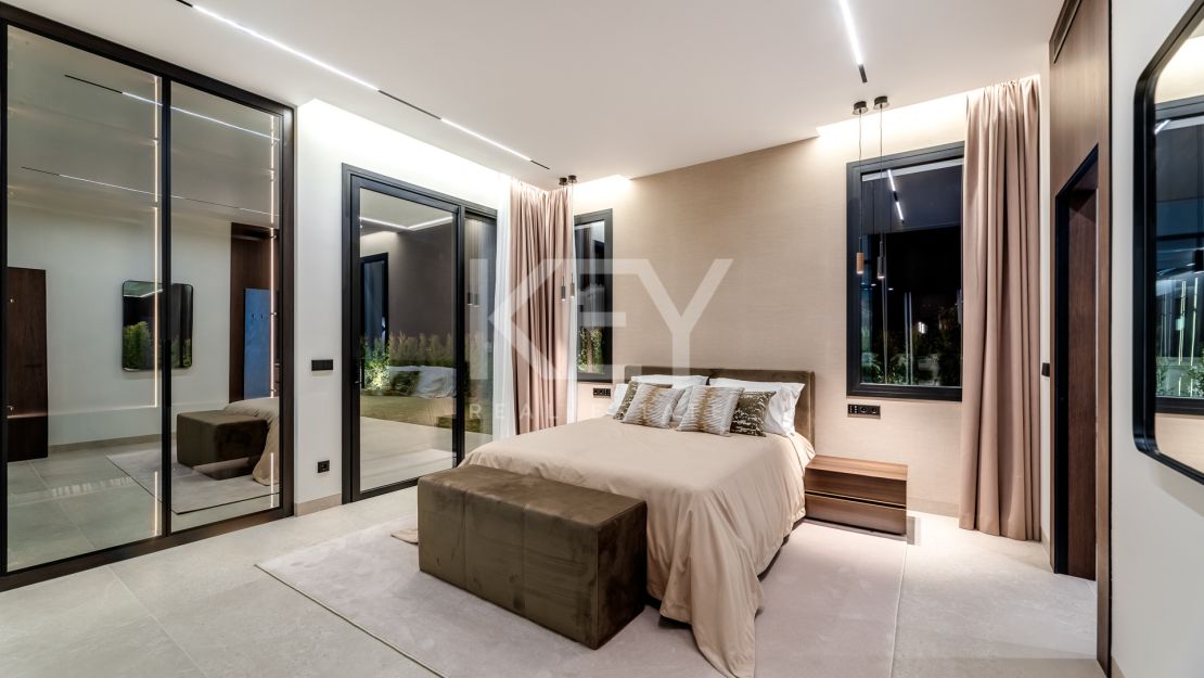 Ultra-modern villa with panoramic views in El Madroñal, Benahavís