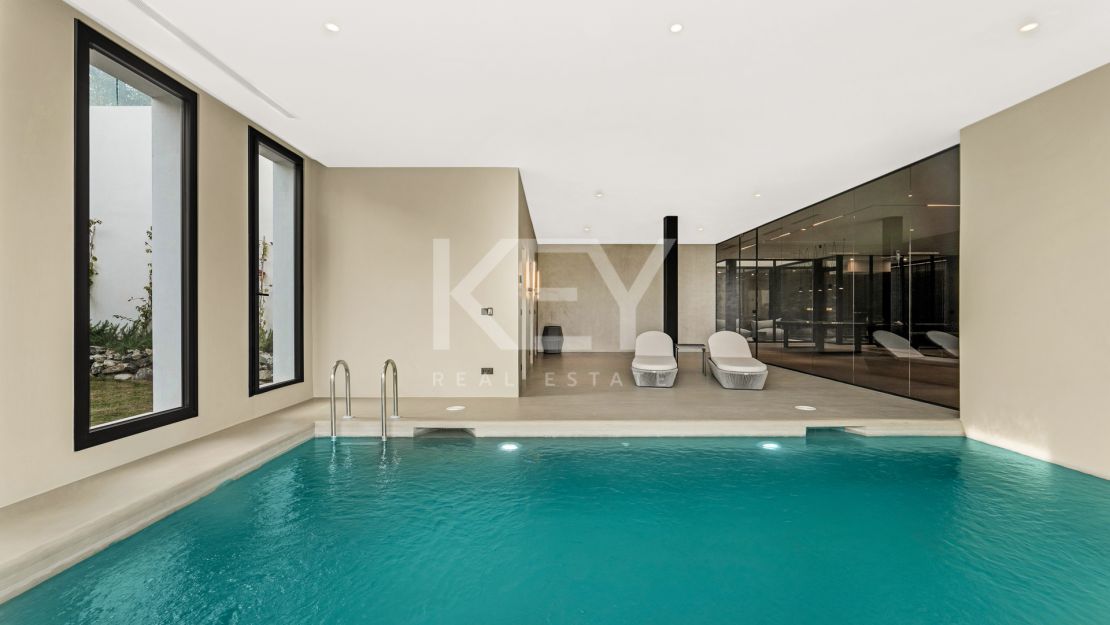 Ultra-modern villa with panoramic views in El Madroñal, Benahavís
