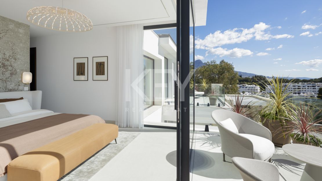 Moderna villa de cinco dormitorios con vistas al mar – nueva y eficiente energéticamente en La Quinta, Benahavís