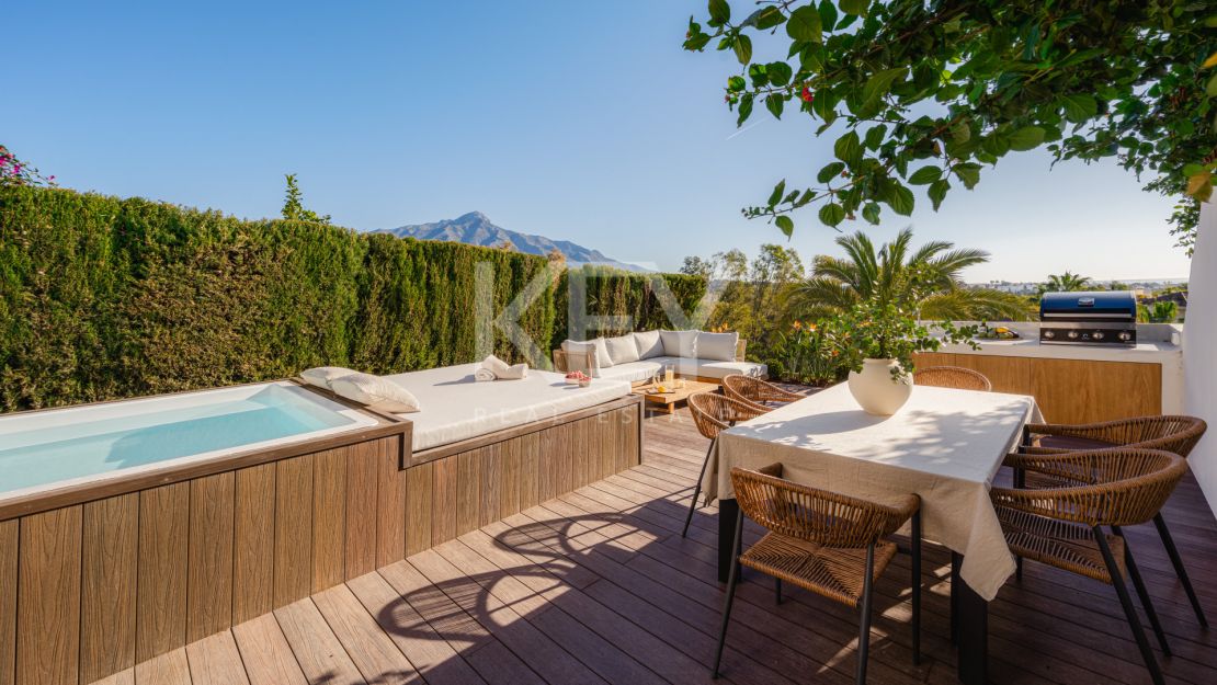 Стильная квартира на первом этаже с частным бассейном в Ла Серкилья, Нуэва Андалусия