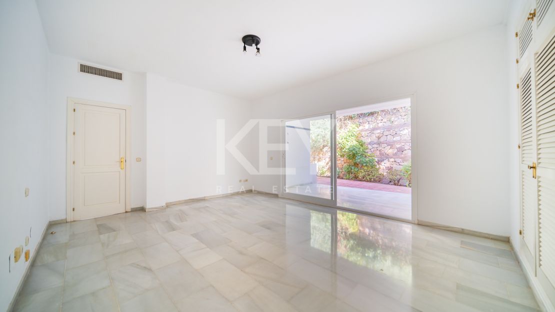 Investment renovation opportunity in privileged gated community of Sierra Blanca near to Cascada de Camoján, Marbella