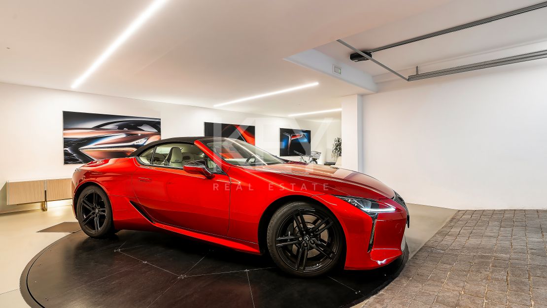 Современная роскошная вилла с панорамным видом на море в Сьерра-Бланка, Золотая Миля Марбельи