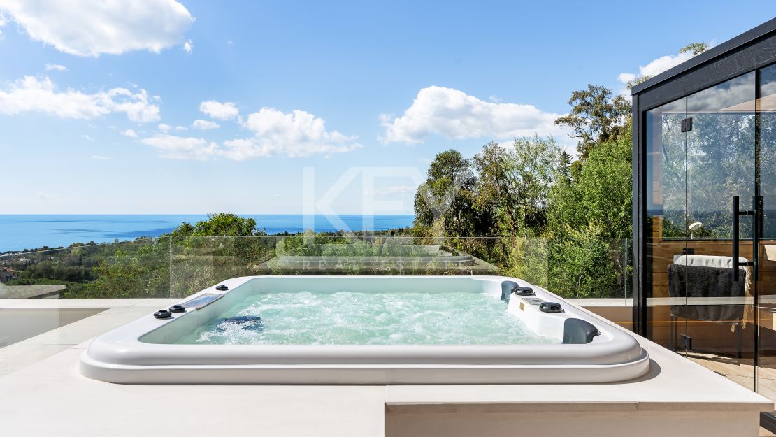 Современная роскошная вилла с панорамным видом на море в Сьерра-Бланка, Золотая Миля Марбельи