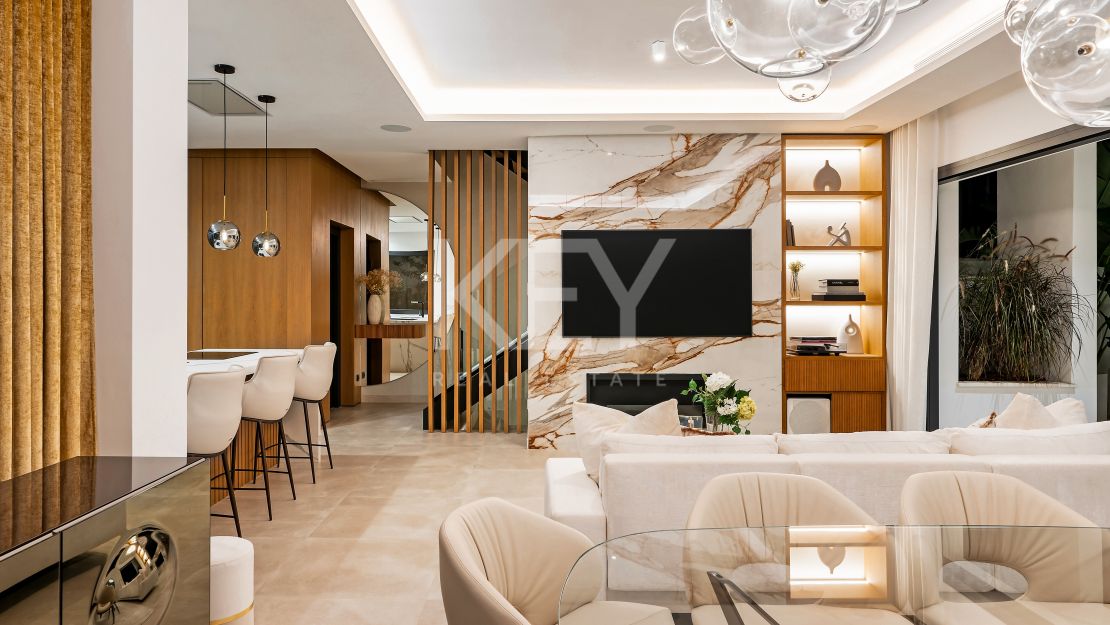 Современная роскошная вилла с панорамным видом на море в Сьерра-Бланка, Золотая Миля Марбельи