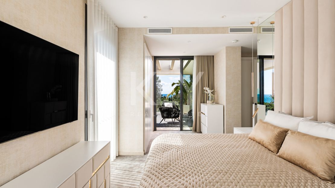 Современная роскошная вилла с панорамным видом на море в Сьерра-Бланка, Золотая Миля Марбельи