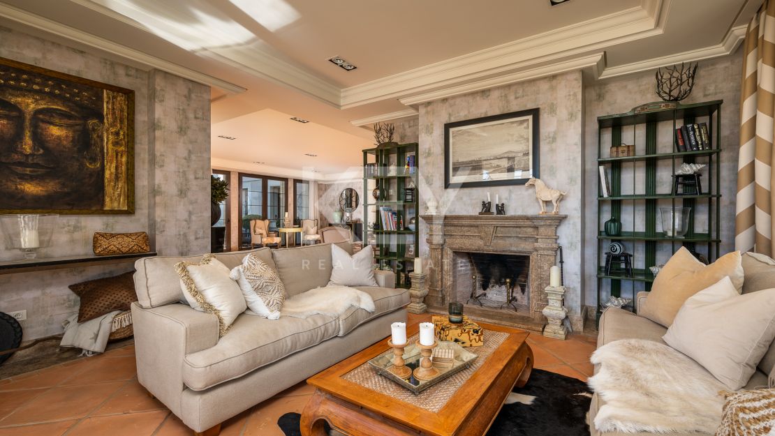 Вневременная элегантность: роскошный особняк на продажу в Гуадальмина Баха