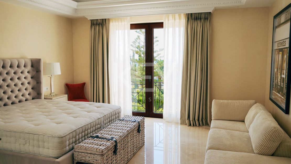 Величественная современная вилла с панорамными видами в Сьерра-Бланка, Золотая Миля Марбельи