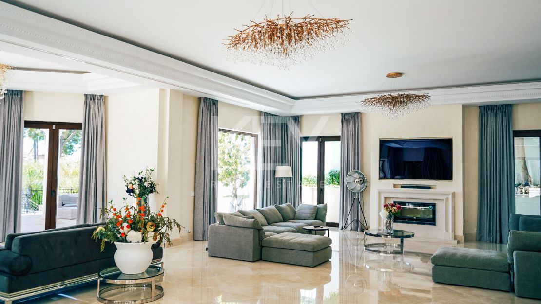 Величественная современная вилла с панорамными видами в Сьерра-Бланка, Золотая Миля Марбельи