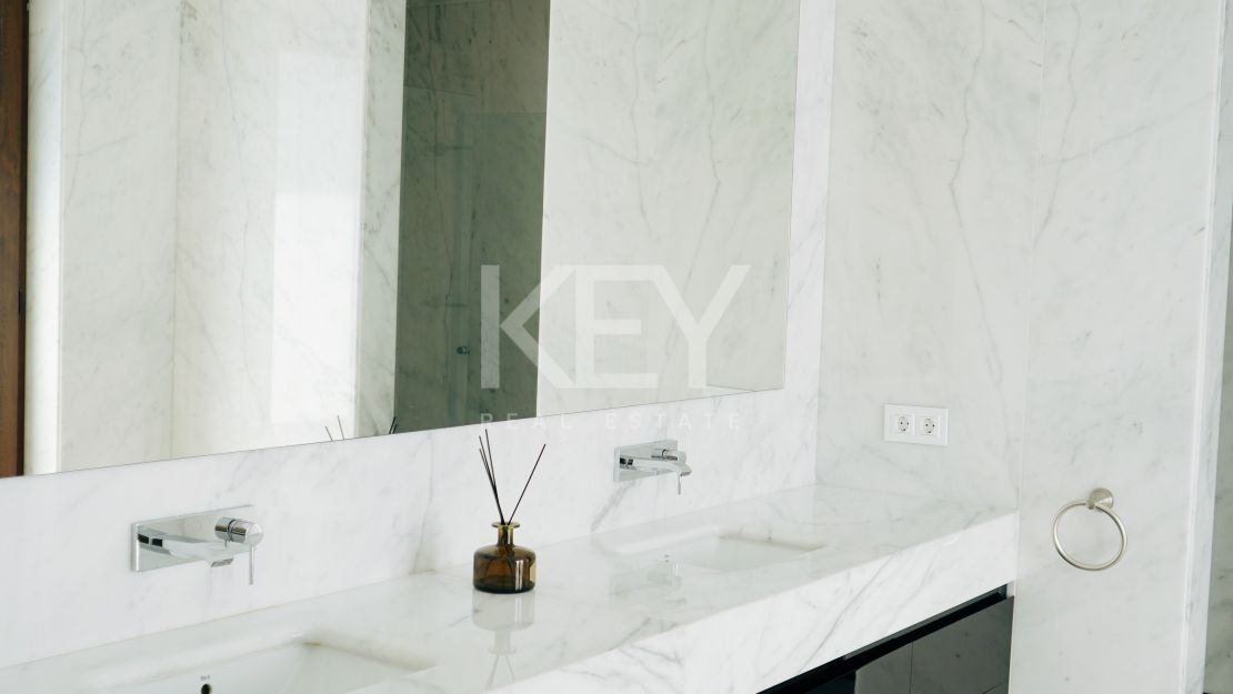 Величественная современная вилла с панорамными видами в Сьерра-Бланка, Золотая Миля Марбельи