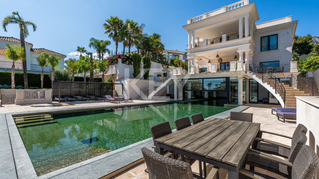 Величественная современная вилла с панорамными видами в Сьерра-Бланка, Золотая Миля Марбельи
