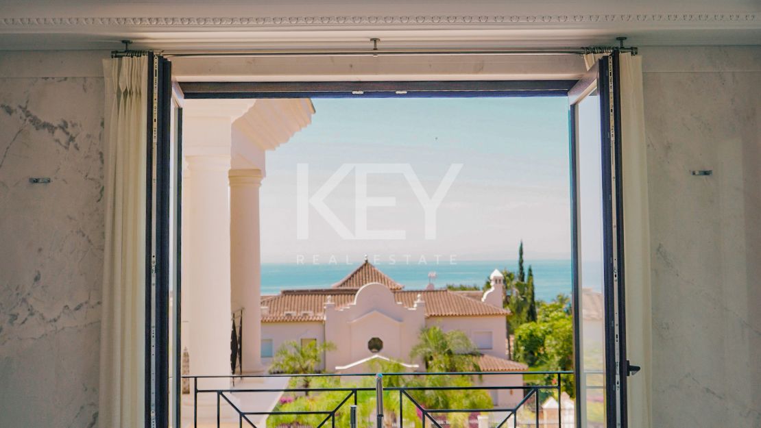 Величественная современная вилла с панорамными видами в Сьерра-Бланка, Золотая Миля Марбельи