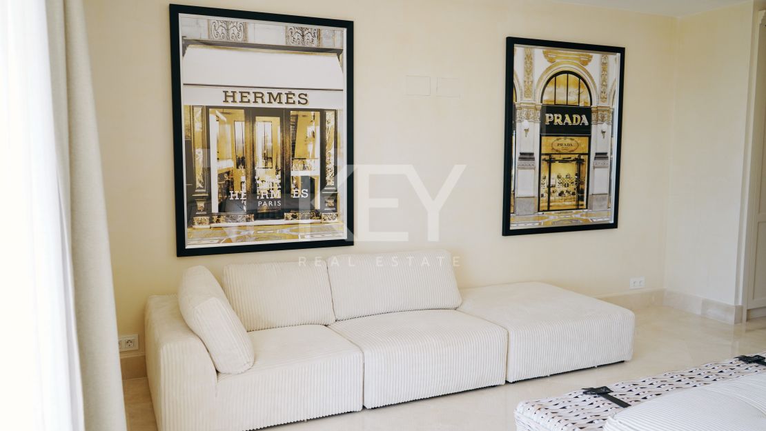 Величественная современная вилла с панорамными видами в Сьерра-Бланка, Золотая Миля Марбельи