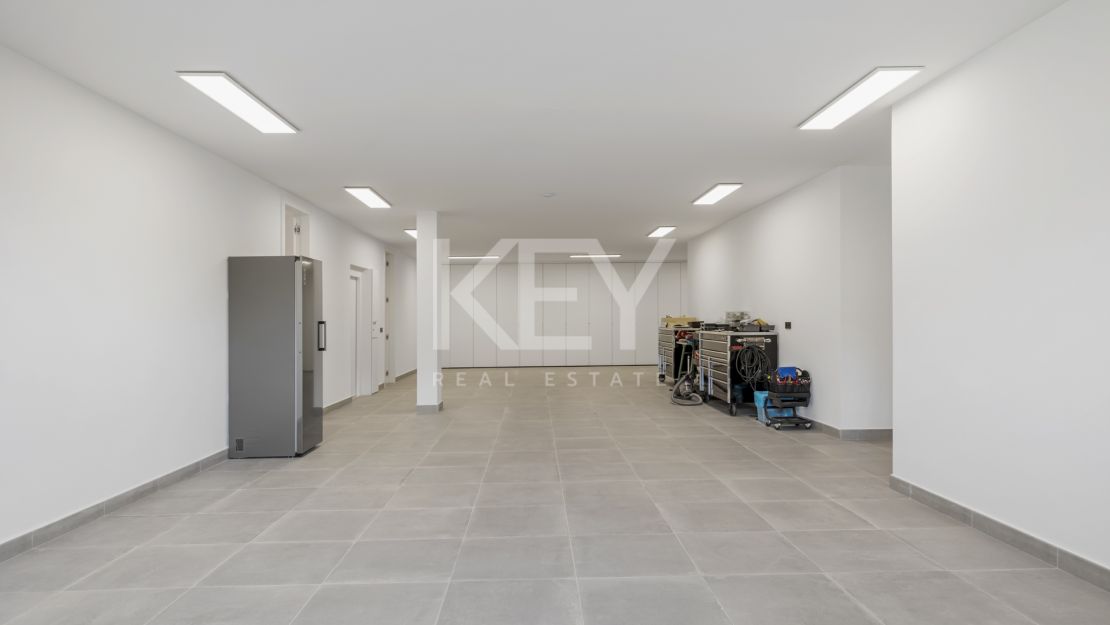 Villa contemporánea de nueva construcción – vida de lujo con vistas a la montaña en La Alquería, Benahavís