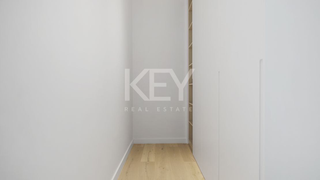 Villa contemporánea de nueva construcción – vida de lujo con vistas a la montaña en La Alquería, Benahavís