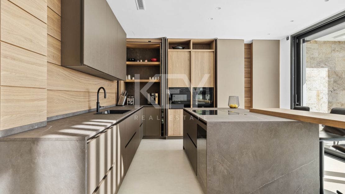 Villa contemporánea de nueva construcción – vida de lujo con vistas a la montaña en La Alquería, Benahavís