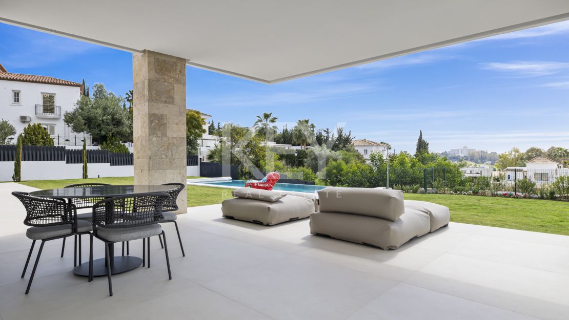Villa contemporánea de nueva construcción – vida de lujo con vistas a la montaña en La Alquería, Benahavís