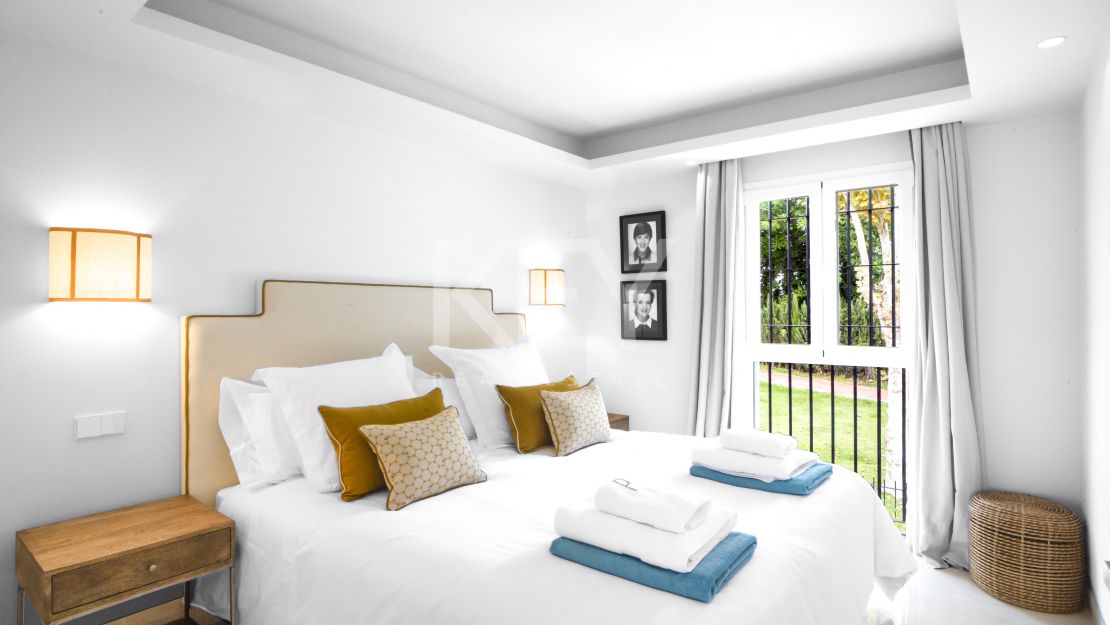 Изысканный прибрежный дом на Золотой Миле Марбельи