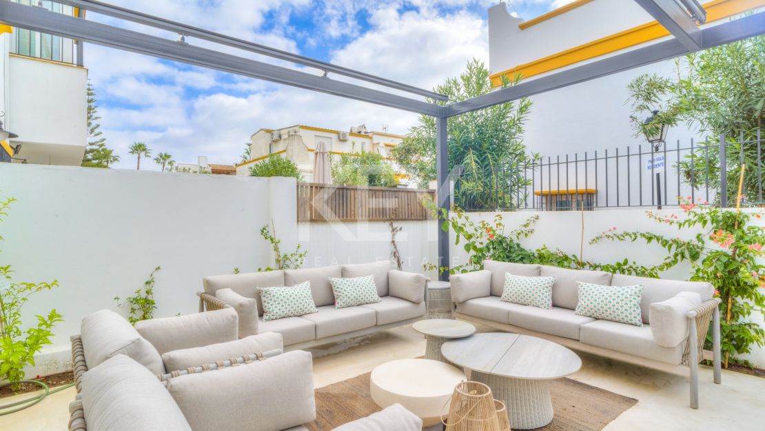 Изысканный прибрежный дом на Золотой Миле Марбельи