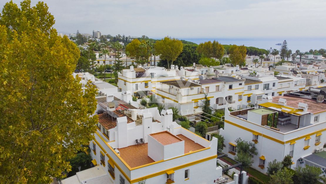 Изысканный прибрежный дом на Золотой Миле Марбельи