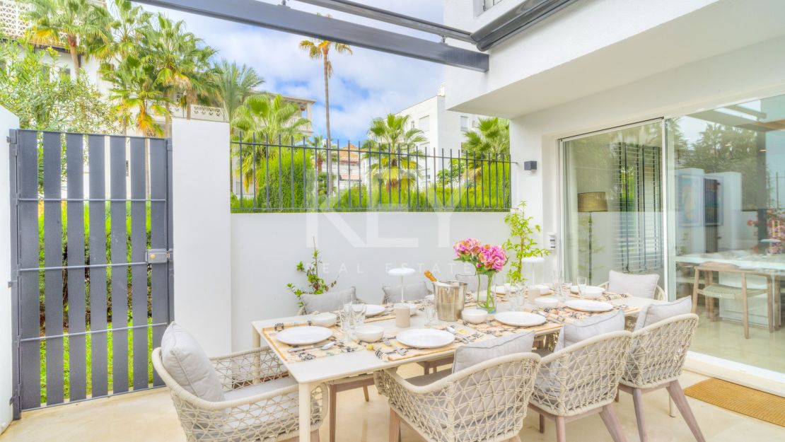 Изысканный прибрежный дом на Золотой Миле Марбельи