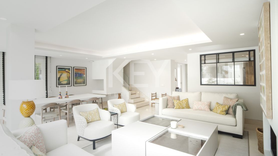 Изысканный прибрежный дом на Золотой Миле Марбельи