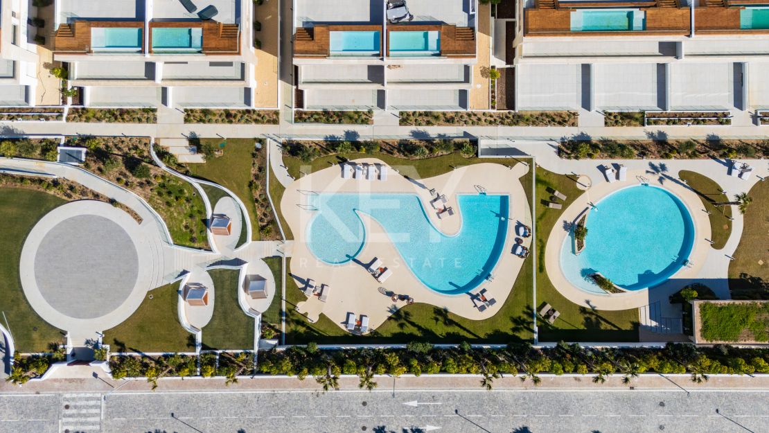 Luxurious ground-floor apartment in Epic Marbella by Fendi, Marbella Golden Mile